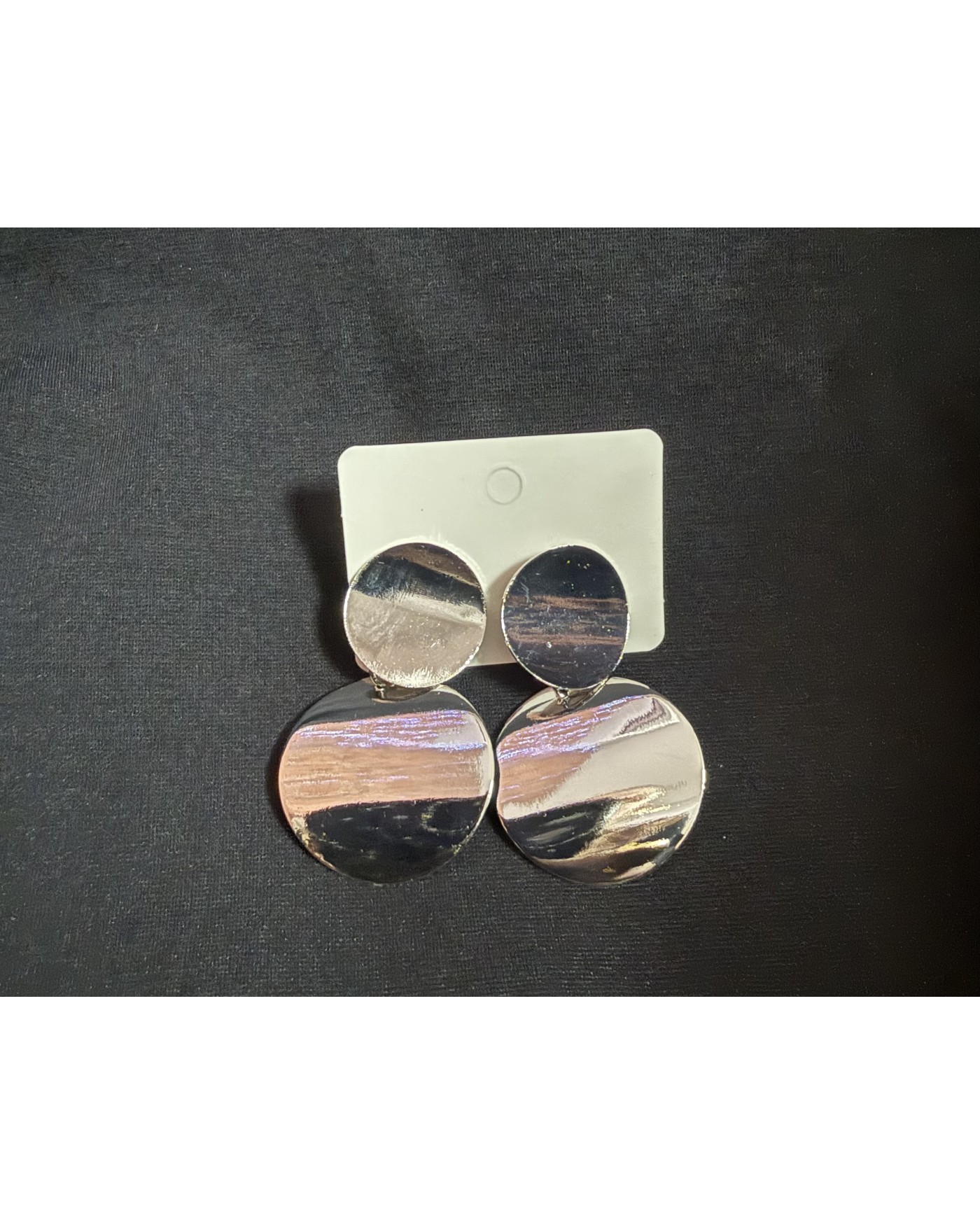 Σκουλαρίκια