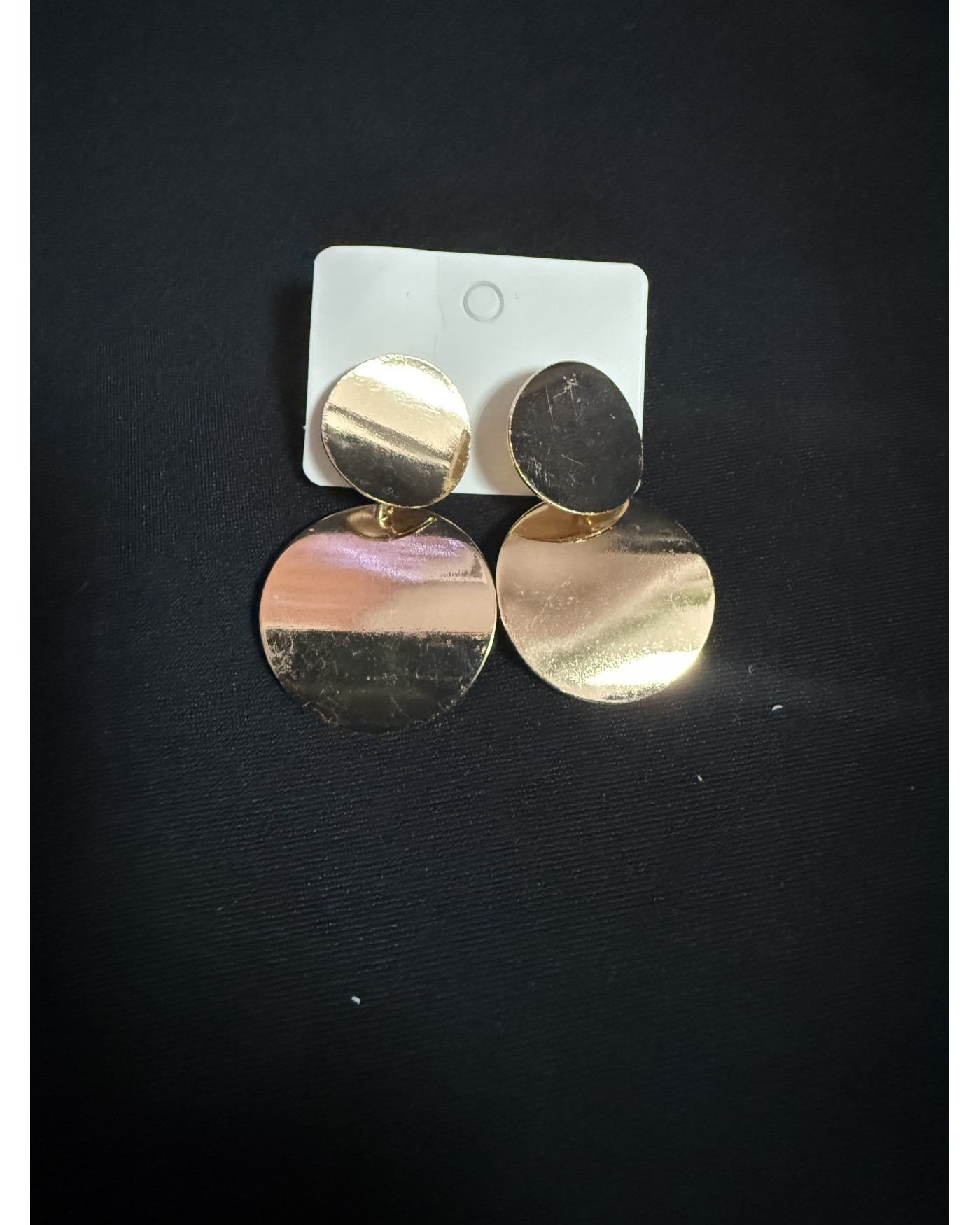 Σκουλαρίκια